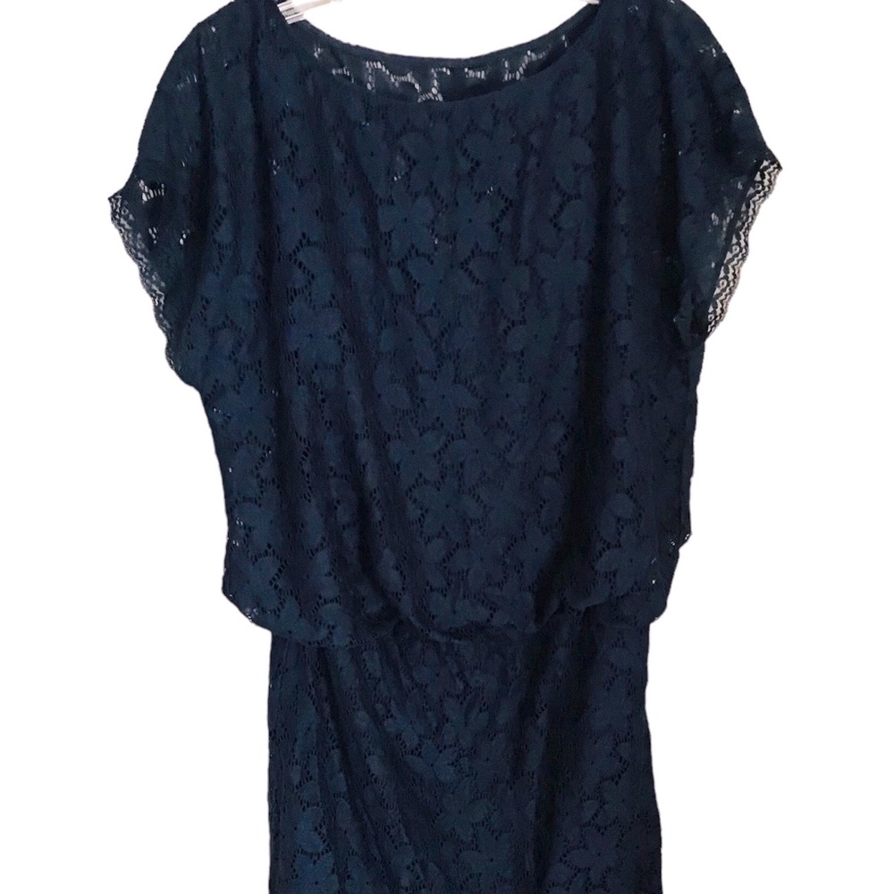 LAUNDRY Navy Blue Lace Over Black Lining Dress. Size: Med. $15.
